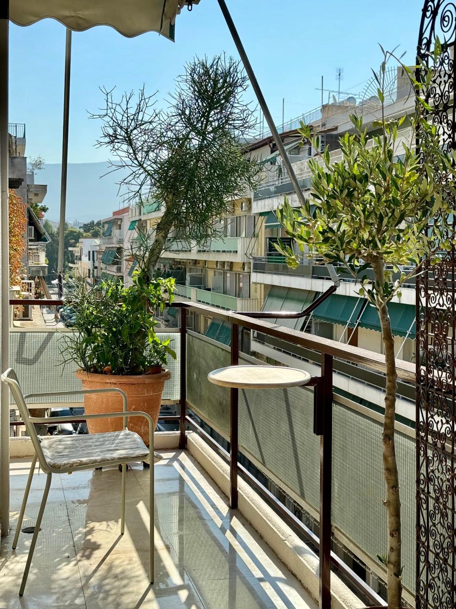 Friends & Family Apartment Athens Ngoại thất bức ảnh